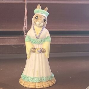 Royal Doulton Bunnykins Maid Marion Figurine